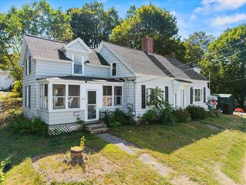 11 Chadwick Place, Biddeford, ME 04005