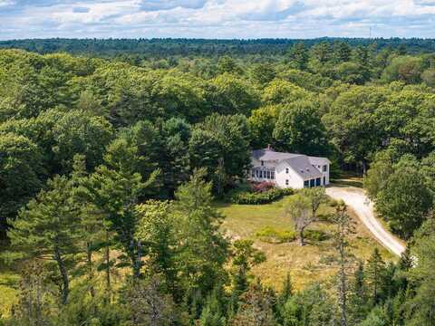 565 Bagaduce Road, Brooksville, ME 04617