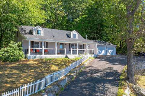 589 Roosevelt Trail, Naples, ME 04055