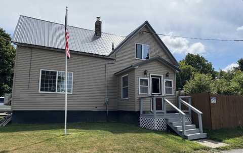 5 Western Avenue, East Millinocket, ME 04430