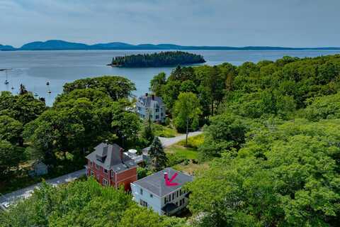 66 Waukeag Avenue, Sorrento, ME 04677