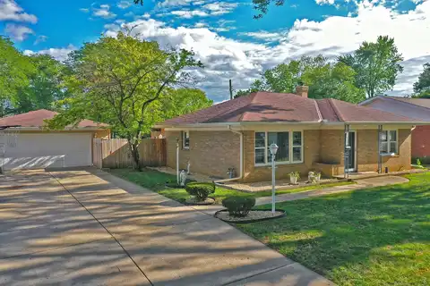 1521 Birchlawn Place, Ottawa, IL 61350