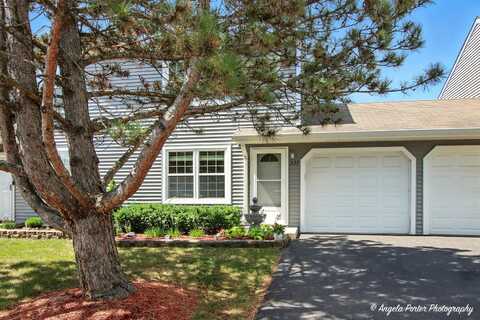 527 Normandie Lane, Round Lake Beach, IL 60073