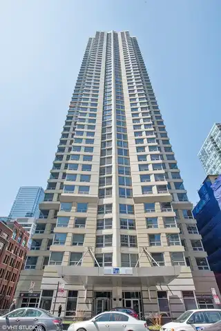 440 N Wabash Avenue, Chicago, IL 60611