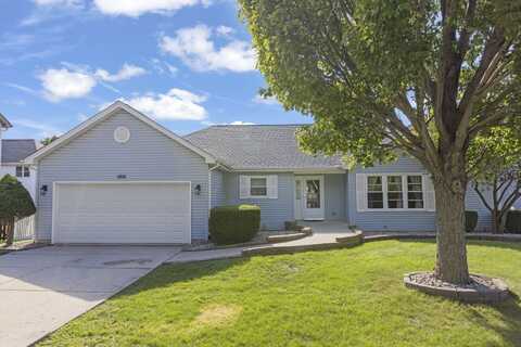 1801 Chestnut Hill Road, Plainfield, IL 60586