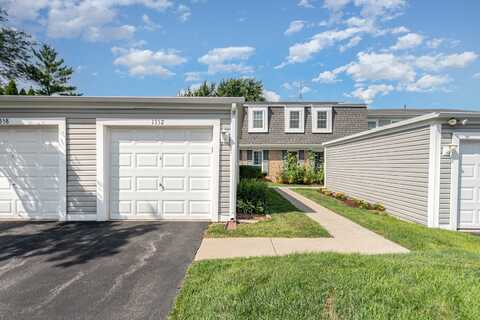 1352 Oxford Circle, Roselle, IL 60172