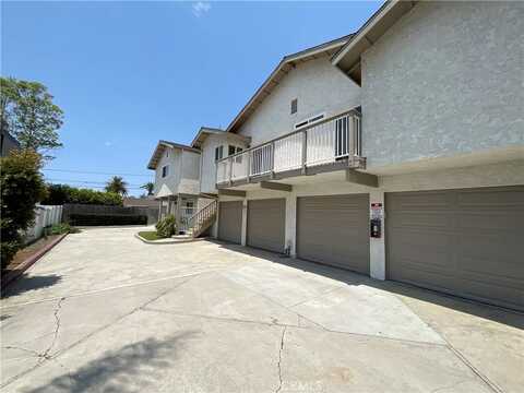2641 Santa Ana Avenue, Costa Mesa, CA 92627