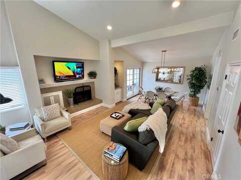 611 Orchid Avenue 1/2, Corona del Mar, CA 92625