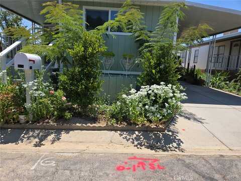 2550 E AVENUE I, Lancaster, CA 93535