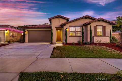 2690 Santa Fiora Drive, Corona, CA 92882