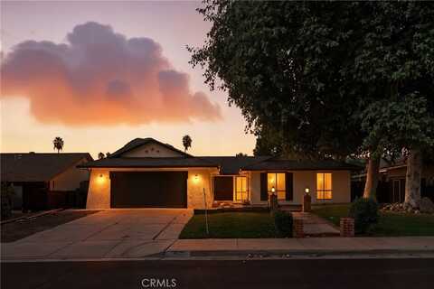 315 Maravilla Drive, Riverside, CA 92507