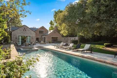 1370 Hillcrest Avenue, Pasadena, CA 91106