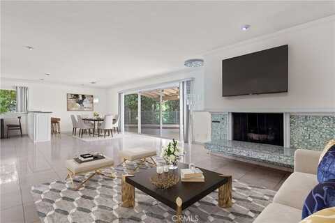 4616 COYLE, Woodland Hills, CA 91364