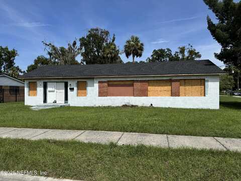 1001 16TH Street, Palatka, FL 32177