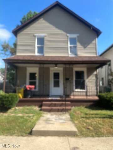 405 Front Avenue SW, New Philadelphia, OH 44663