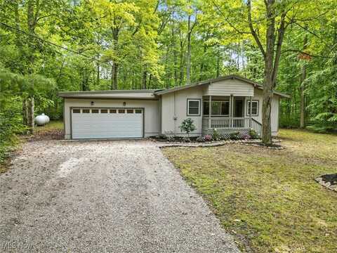 2213 Fox Run Drive, Roaming Shores, OH 44004