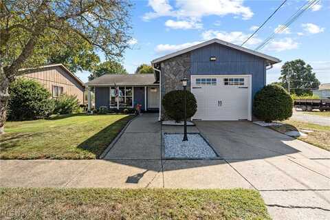 725 Kaderly Street NW, New Philadelphia, OH 44663