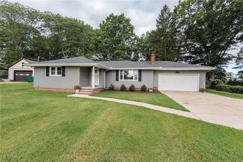 6110 Crossview Road, Seven Hills, OH 44131