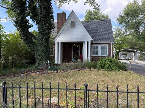 22 Homestead Drive, Boardman, OH 44512