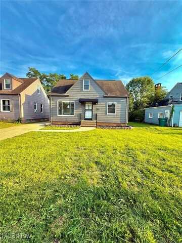 15410 Turney Road, Maple Heights, OH 44137