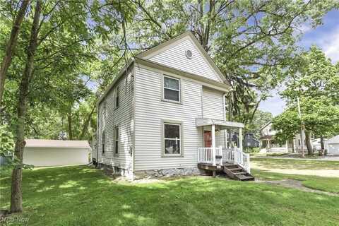 2812 Hudson Drive, Cuyahoga Falls, OH 44221
