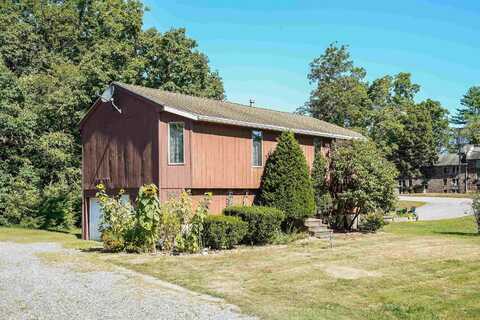 5 River Street, Newmarket, NH 03857