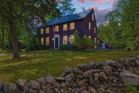 132 Maple Avenue, Atkinson, NH 03811