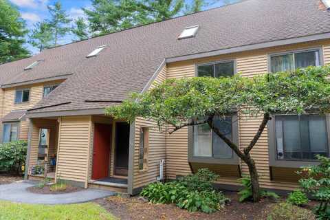 16 S Browning Court, Pembroke, NH 03275