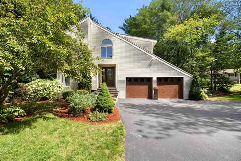 79 Lancaster Farm Road, Salem, NH 03079