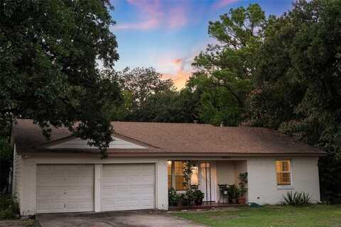 14617 Oakwood Lane, Balch Springs, TX 75180