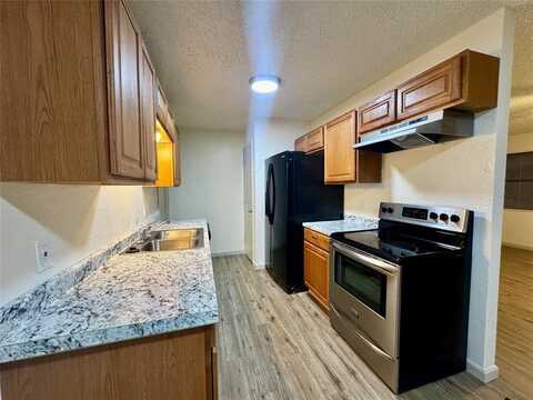 705 N 1st Street, Sanger, TX 76266