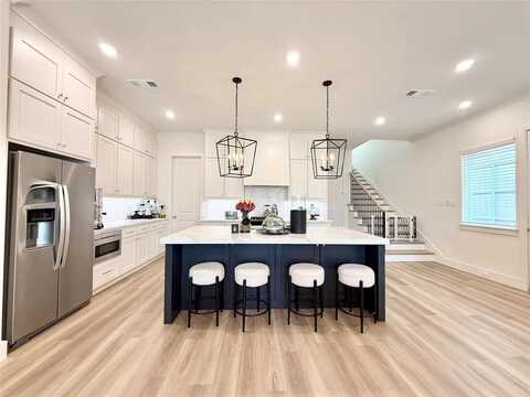 4614 March Avenue, Dallas, TX 75209