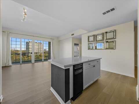 3225 Turtle Creek Boulevard, Dallas, TX 75219