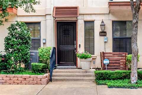 1004 Pavillion Street, Dallas, TX 75204