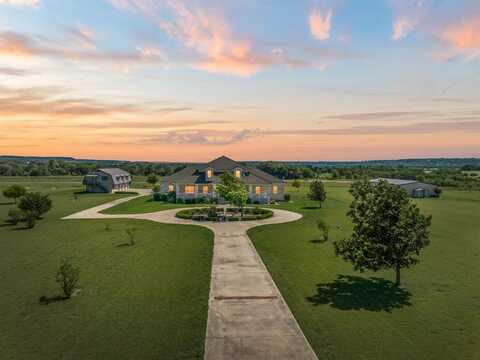 664 Fm 182, Clifton, TX 76634