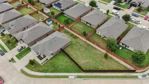 841 Hutchins Drive, Crowley, TX 76036