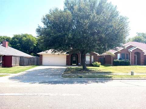 5903 Garden View Drive, Arlington, TX 76018