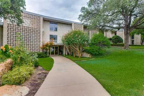 2301 Ridgmar Plaza, Fort Worth, TX 76116