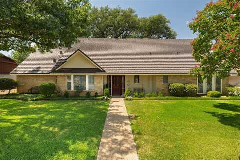 1404 Crowley Road, Arlington, TX 76012