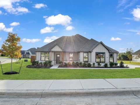 104 Smoky Oak Lane, Weatherford, TX 76087