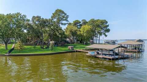 152 Enchanted Drive, Enchanted Oaks, TX 75156