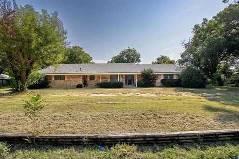 705 S 4th Street, Grandview, TX 76050