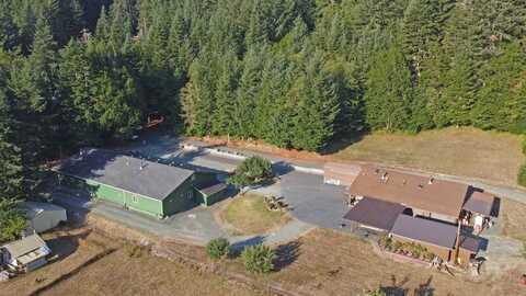 711 Ave H, Powers, OR 97466