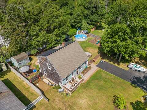 59 Belvedere Dr, Bristol, RI 02809