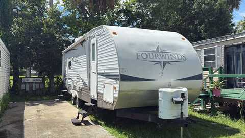 622 N Beach St, Daytona Beach, FL 32114