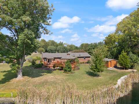 2207 Robin Road, Scottsburg, IN 47170