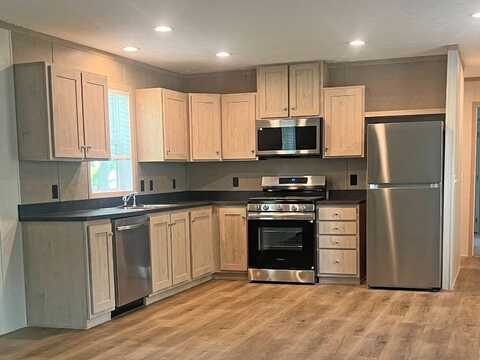 2404 N 8th St, Red Oak, IA 51566