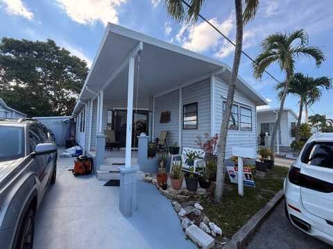 191 W Lake Drive, Hallandale, FL 33009