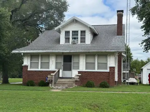502 E Cumberland, Martinsville, IL 62442
