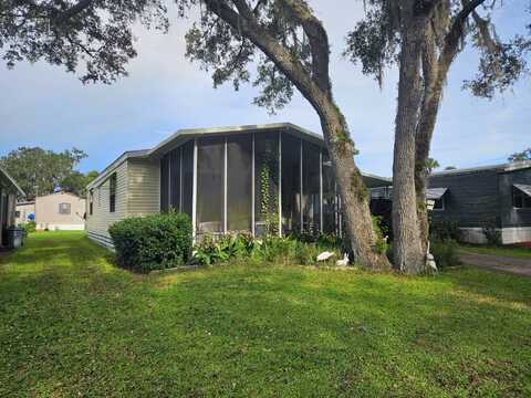9705 Hickory Hollow Rd, Leesburg, FL 34788